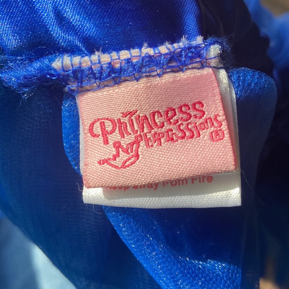 Blue skirt💙🤩 - Picture 4 of 5